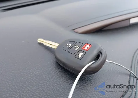 2015 Toyota Highlander Le Plus V6 from USA, damaged, VIN 5TDZKRFH7FS065002